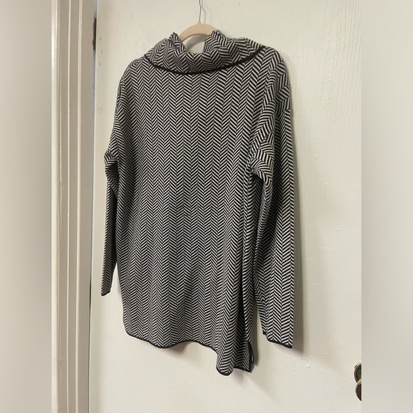 Calvin Klein Cowl Neck Long Sleeve Herringbone Pullover Sweater -M- - Picture 3 of 7